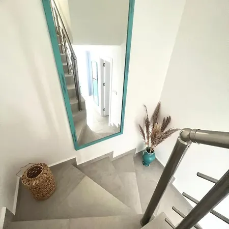 Retreat Block B1 Unit16